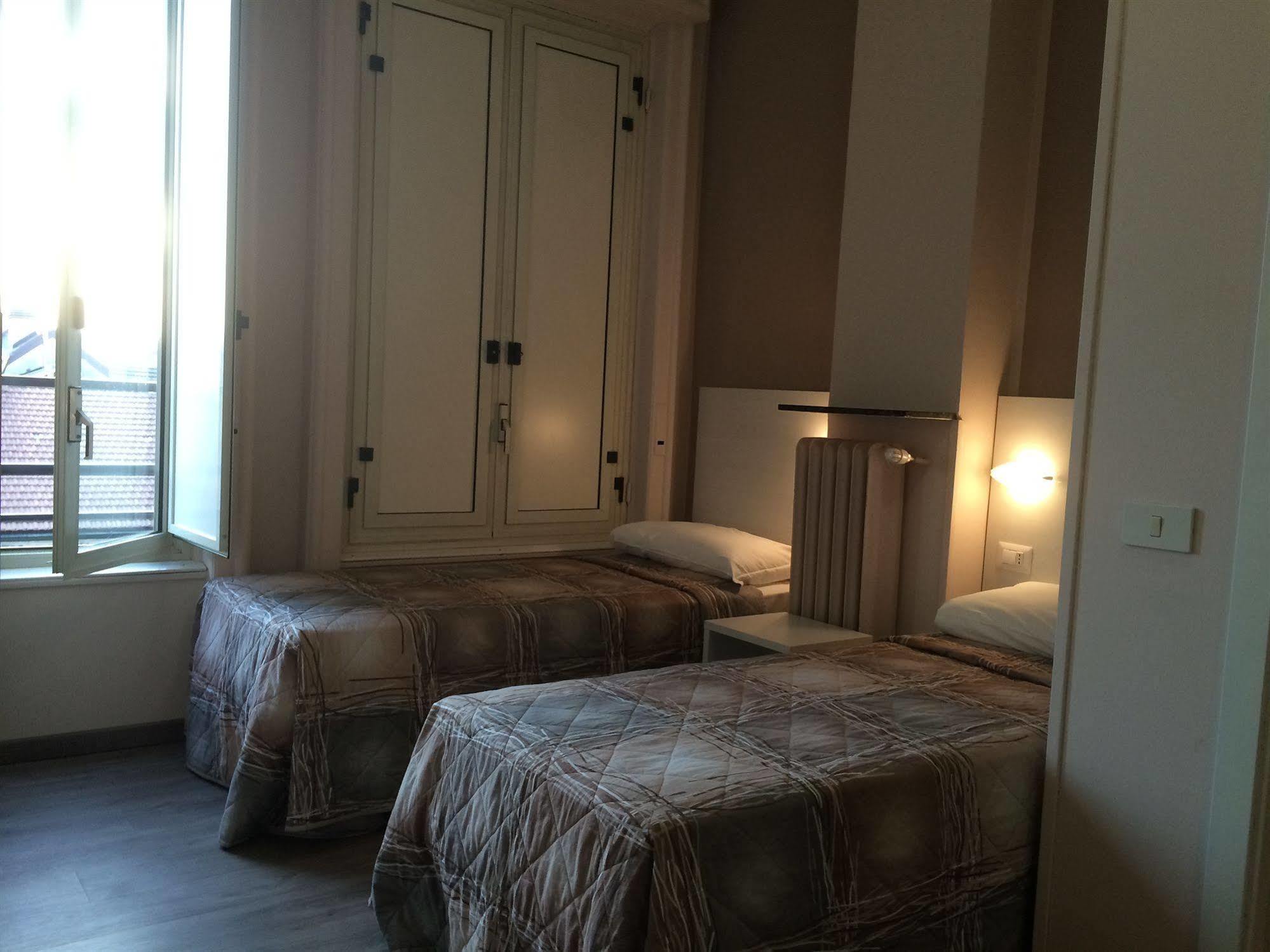 Hotel Kennedy Mediolan Zewnętrze zdjęcie